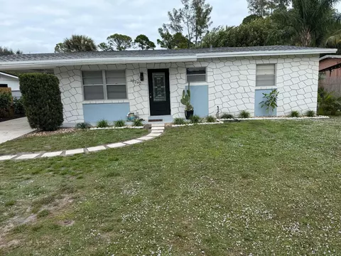12292 Hillman Dr, Palm Beach Gardens, FL 33410