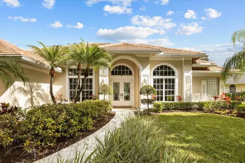 8007 Plantation Lakes Dr, Port Saint Lucie, FL 34986