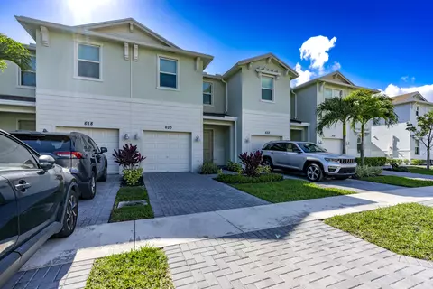 Other - 620 SE Lake Falls St, Stuart, FL 34994 photo 1 of 15