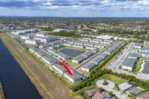 View/Area - 620 SE Lake Falls St, Stuart, FL 34994 photo 3 of 5