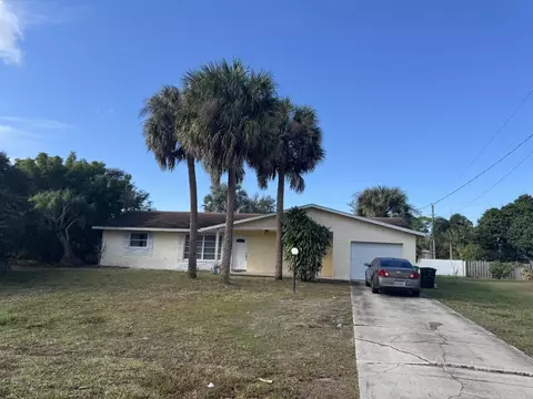 2434 SE Sidonia St, Port Saint Lucie, FL 34952