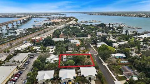 621 NW Australian St, Stuart, FL 34994