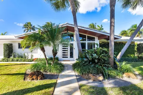 2015 Notre Dame, Lake Worth Beach, FL 33460