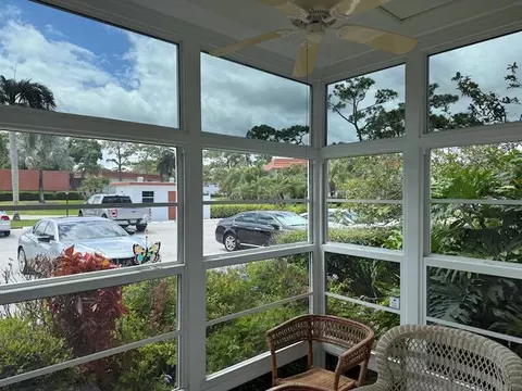 Exterior - 2600 SE Ocean Blvd #E5, Stuart, FL 34996 photo 2 of 4