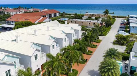 9 Adams Rd, Ocean Ridge, FL 33435