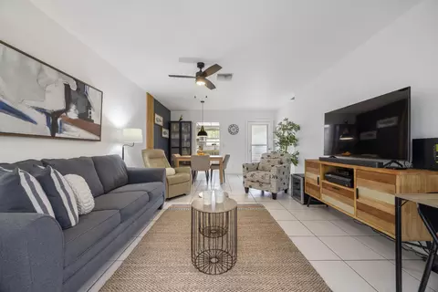 2545 Dudley Dr W #E, West Palm Beach, FL 33415