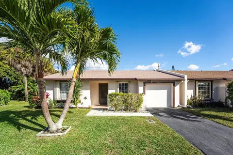 15640 Bottlebrush Cir, Delray Beach, FL 33484