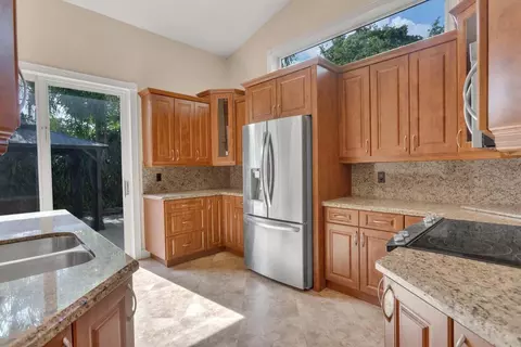 4500 SW 25th Ter, Fort Lauderdale, FL 33312