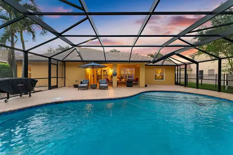 2136 SW Panther Trce, Stuart, FL 34997