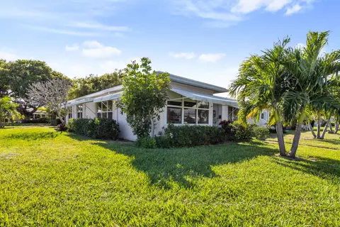 200 South Blvd #A, Boynton Beach, FL 33435