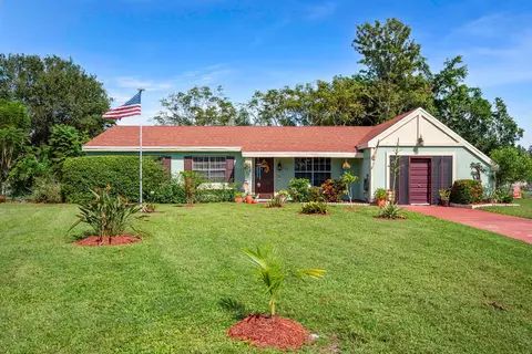 749 SW Watson Pl, Port Saint Lucie, FL 34953