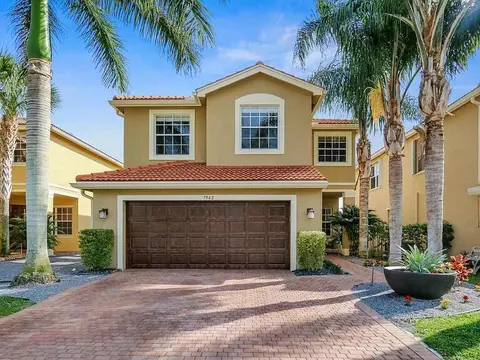 7942 Parsons Pine Dr, Boynton Beach, FL 33437