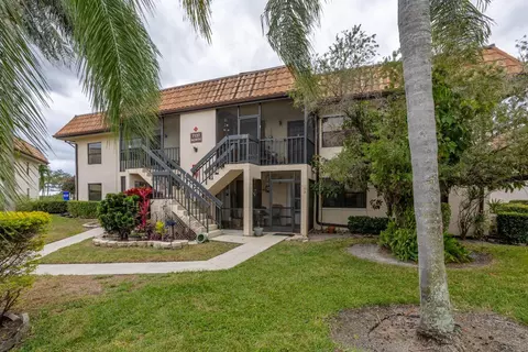 7137 Golf Colony Ct #103, Lake Worth, FL 33467