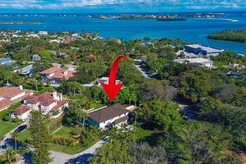 View/Area - 37 E High Point Rd, Sewalls Point, FL 34996 photo 3 of 5