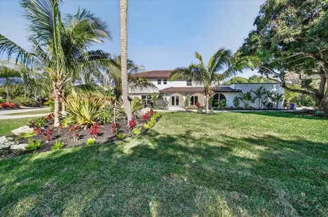 Exterior - 37 E High Point Rd, Sewalls Point, FL 34996 photo 5 of 14