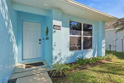 5900 Travelers Way, Fort Pierce, FL 34982