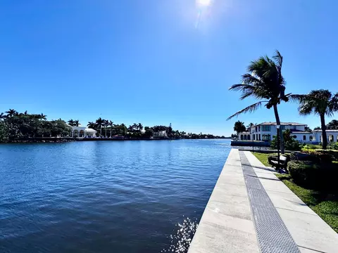 32 Colonial Club Dr #203, Boynton Beach, FL 33435