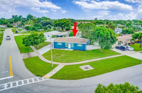 9518 Keating Dr, Palm Beach Gardens, FL 33410