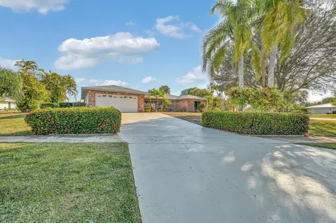 1704 SE Adair Rd, Port Saint Lucie, FL 34952