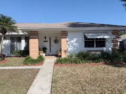 1206 S Lakes End Dr #D, Fort Pierce, FL 34982