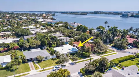 8 Wellesley Dr, Lake Worth Beach, FL 33460
