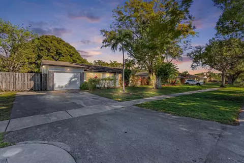 10213 SW 51st Street St, Cooper City, FL 33328