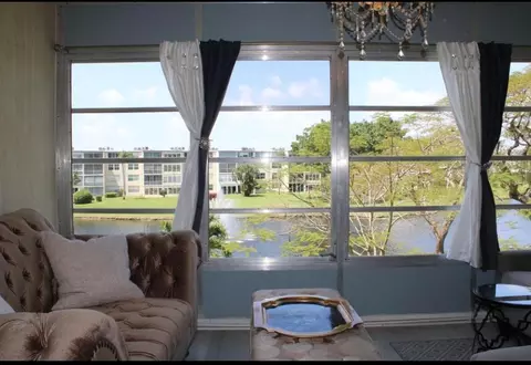 14671 Bonaire Blvd #305, Delray Beach, FL 33446