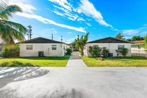 711 Truman Ave, Lake Worth Beach, FL 33460