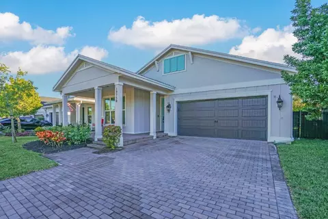 19750 Split Rail Run, Loxahatchee, FL 33470