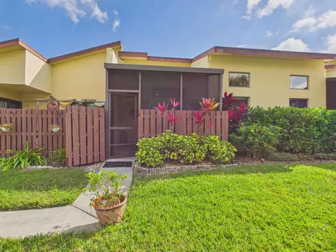1726 W Royal Tern Ln #2, Fort Pierce, FL 34982