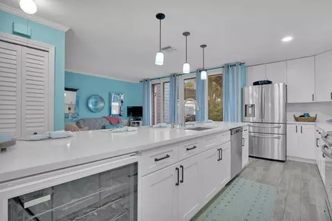 726 Ocean Dunes Cir, Jupiter, FL 33477