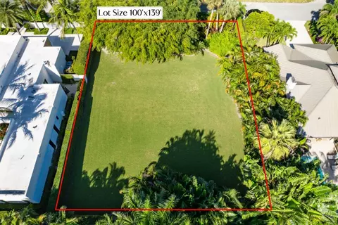 802 NE 2nd St, Delray Beach, FL 33483