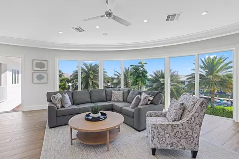 Living - 3700 NE 24th Ave, Lighthouse Point, FL 33064 photo 10 of 11
