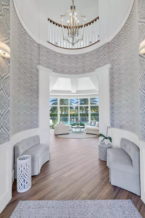Entry Way - 3700 NE 24th Ave, Lighthouse Point, FL 33064 photo 2 of 7