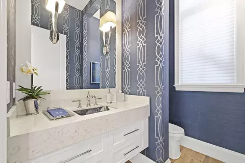 Bath - 3700 NE 24th Ave, Lighthouse Point, FL 33064 photo 1 of 5