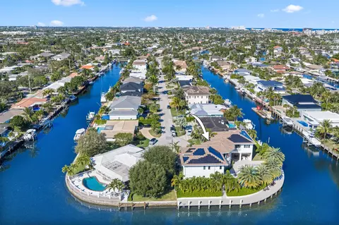 View/Area - 3700 NE 24th Ave, Lighthouse Point, FL 33064 photo 7 of 11