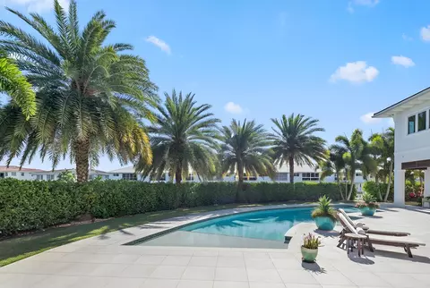 Exterior - 3700 NE 24th Ave, Lighthouse Point, FL 33064 photo 30 of 33