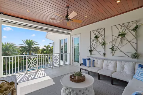 Exterior - 3700 NE 24th Ave, Lighthouse Point, FL 33064 photo 13 of 33