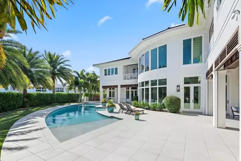 Exterior - 3700 NE 24th Ave, Lighthouse Point, FL 33064 photo 29 of 33