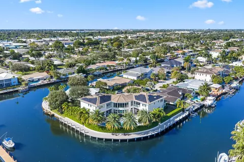 View/Area - 3700 NE 24th Ave, Lighthouse Point, FL 33064 photo 6 of 11
