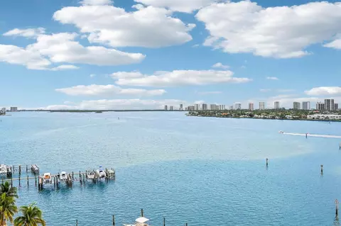 2650 Lake Shore Dr #1006, Riviera Beach, FL 33404