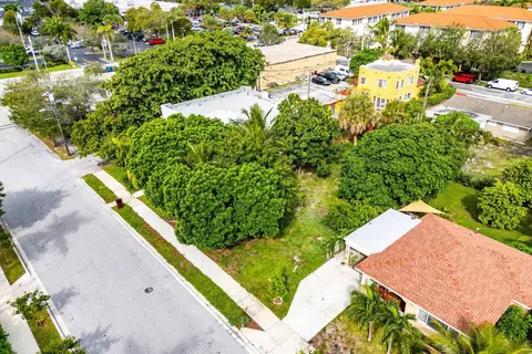 334 Cornell Dr, Lake Worth Beach, FL 33460