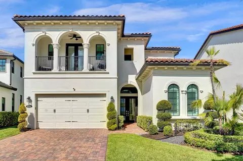 8355 Grand Prix Ln, Boynton Beach, FL 33472