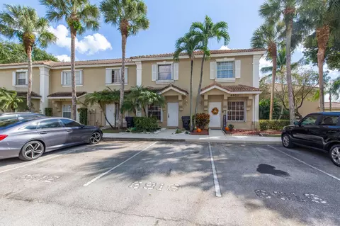 6916 Crooked Fence Dr, Lake Worth, FL 33467