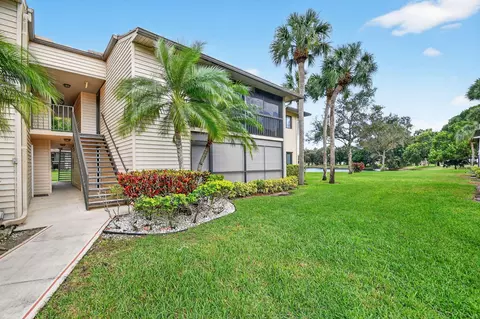 15488 Lakes Of Delray Blvd #207, Delray Beach, FL 33484
