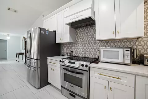 949 SW Curtis St, Port Saint Lucie, FL 34983