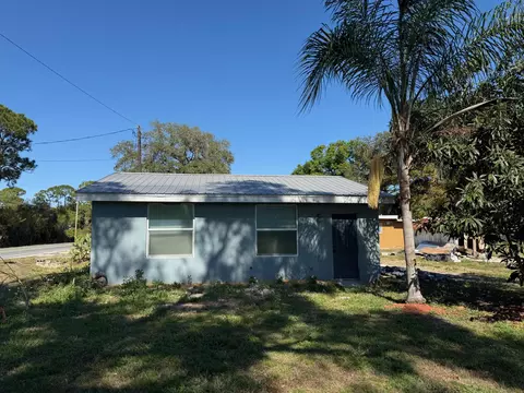 2104 N 53rd St, Fort Pierce, FL 34946