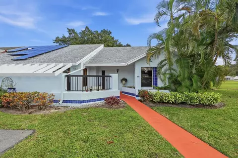 10768 Waterberry Dr, Boca Raton, FL 33498