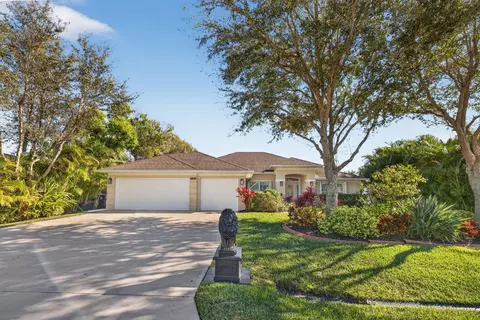 2425 SW Dalpina Rd, Port Saint Lucie, FL 34953