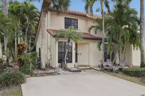 10272 Hidden Spgs, Boca Raton, FL 33498
